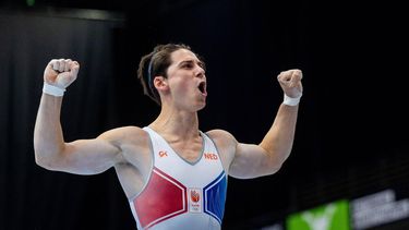 ROTTERDAM - Frank Rijken tijdens de Olympische kwalificatiewedstrijd op het NK turnen in Ahoy Rotterdam. Voor de heren is dit de laatste kans om zich voor het Olympisch team voor Parijs te plaatsen. ANP IRIS VAN DEN BROEK