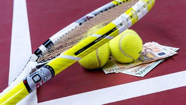 2016-01-18 11:54:46 ILLUSTRATIE - Illustratie rond matchfixing, omkoping in het internationale tennis. ANP XTRA LEX VAN LIESHOUT
