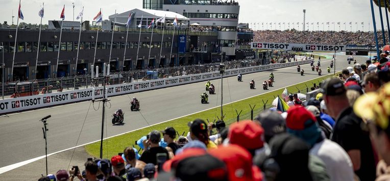 ASSEN - Racefans tijdens de 95e editie van de TT van Assen. WOUTER DE WILDE / ANP