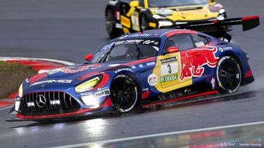 NÜRBURG - Lucas Auer (AUT) met zijn Mercedes AMG GT3 van Team Verstappen Racing tijdens de tweede kwalificatietraining voor 24 uur van Nürburgring, op het Duitse circuit in de Eifel. ANP SANDER KONING