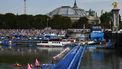 Athletes jump into the Seine river to start the swimming stage of the men's individual triathlon at the Paris 2024 Olympic Games in central Paris on July 31, 2024. 
Jeff PACHOUD / AFP