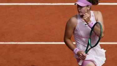 Russia's Mirra Andreeva reacts after winning the first set as she plays against Poland's Maja Chwalinska during their women's final singles match on day 14 of the French Open tennis tournament on Court Philippe-Chatrier at the Roland-Garros Complex in Paris on June 6, 2026. 
Dimitar DILKOFF / AFP