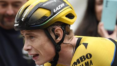 Team Jumbo-Visma's Danish rider Jonas Vingegaard rides after crossing the finish line in first place during the stage 16 of the 2023 La Vuelta cycling tour of Spain, a 120 km race between Liencres and Bejes on September 12, 2023. 
MIGUEL RIOPA / AFP