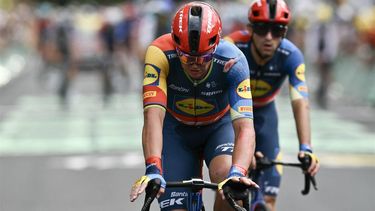 Lidl - Trek team's Danish rider Mads Pedersen cycles past the finish line of the 5th stage of the 111th edition of the Tour de France cycling race, 177,5 km between Saint-Jean-de-Maurienne and Saint-Vulbas, on July 3, 2024. 
Marco BERTORELLO / AFP