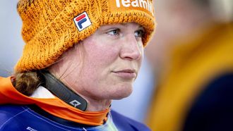CORTINA D'AMPEZZO - Skeletonster Kimberley Bos tijdens de eerste heat van het skeleton in het Cortina Sliding Centre. ANP IRIS VAN DEN BROEK