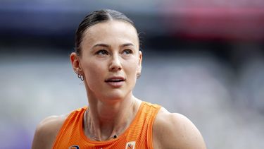 TOKIO - Nadine Visser op het onderdeel 100 meter horden tijdens de WK atletiek in het Japan National Stadium. ANP ROBIN VAN LONKHUIJSEN