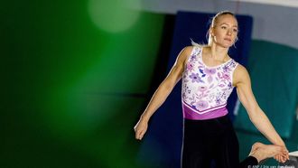 VARSSEVELD - Lieke Wevers in actie tijdens een open dag van de Top Turnacademie Achterhoek. ANP IRIS VAN DEN BROEK