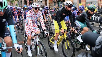 epa12221995 Slovenian rider Tadej Pogacar (L) of UAE Team Emirates and Dutch rider Mathieu Van Der Poel (R) of Alpecin - Deceuninck in action during the 3rd stage of the Tour de France cycling race over 178.3km from Valenciennes to Dunkerque, France, 07 July 2025.  EPA/CHRISTOPHE PETIT TESSON