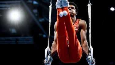 epa12144121 Elijah Faverus of the Netherlands competes on the rings during the men's All round final competition at the European Artistic Gymnastic Championships in Leipzig, Germany, 29 May 2025.  EPA/FILIP SINGER