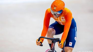 BALLERUP - Lorena Wiebes tijdens de scratch race vrouwen op de eerste dag van het WK baanwielrennen in de Ballerup Super Arena. ANP IRIS VAN DEN BROEK