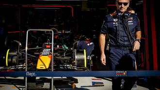 BAHREIN - Christian Horner (Red Bull Racing) tijdens de derde vrije training op het Bahrain International Circuit in het woestijngebied Sakhir voorafgaand aan de Grote Prijs van Bahrein. ANP REMKO DE WAAL