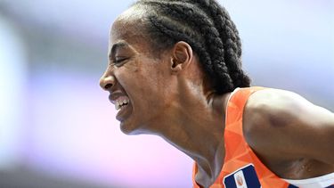 Netherlands' Sifan Hassan reacts after competing in the women's 5000m heat of the athletics event at the Paris 2024 Olympic Games at Stade de France in Saint-Denis, north of Paris, on August 2, 2024. 
Jewel SAMAD / AFP