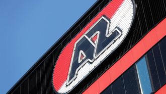 ALKMAAR - Het logo van AZ op het AFAS Stadion. ANP BAS CZERWINSKI