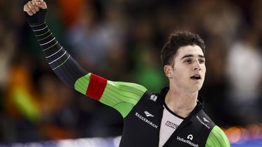 HEERENVEEN - Jenning de Boo juicht na de 500 meter tijdens de eerste dag van het NK afstanden in Thialf. ANP VINCENT JANNINK