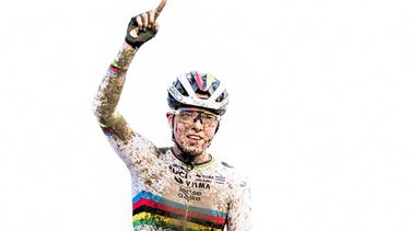 Dutch Fem Van Empel competes during the women's elite race of the 'GP Sven Nys' cyclocross cycling event, stage 4 out of 8 of the X2O Badkamers 'Trofee Veldrijden' competition, in Baal on January 1, 2024. 
JASPER JACOBS / Belga / AFP