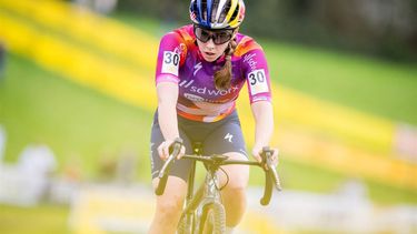 Hungary Kata Blanka Vas rides during the women's elite cyclocross race of the Superprestige Overijse, stage 2 (out of 9) in the Superprestige cyclocross competition, in Overijse on October 27, 2024. 
JASPER JACOBS / Belga / AFP
