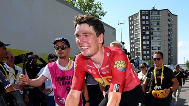 epa13113124 Norwegian cyclist Soren Waerenskjold of Uno-X Mobility reacts at the finish area after winning Stage 11 of the Tour de France, a 161.3 km route from Vichy to Nevers, France, 15 July 2026.  EPA/TIM DE WAELE / POOL