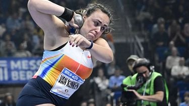 Netherland's Jorinde Van Klinken competes during the women's shot put event of the ISTAF indoor Athletics Meeting 2026 in Berlin on March 6, 2026. 
Tobias SCHWARZ / AFP