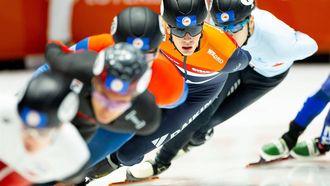 ROTTERDAM - Jens van 't Wout tijdens de kwartfinale 1500m op het WK shorttrack in Ahoy. ANP IRIS VAN DEN BROEK